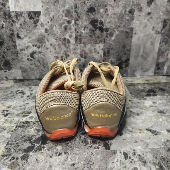 New Balance 471 WL471GO Sz. 7.5 Running Shoes Women's. - Picture 4 of 6